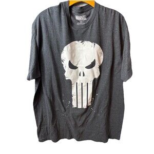 Marvel T-shirt Size 2XL Punisher Gray Short Sleeve Superhero Cotton Poly Soft